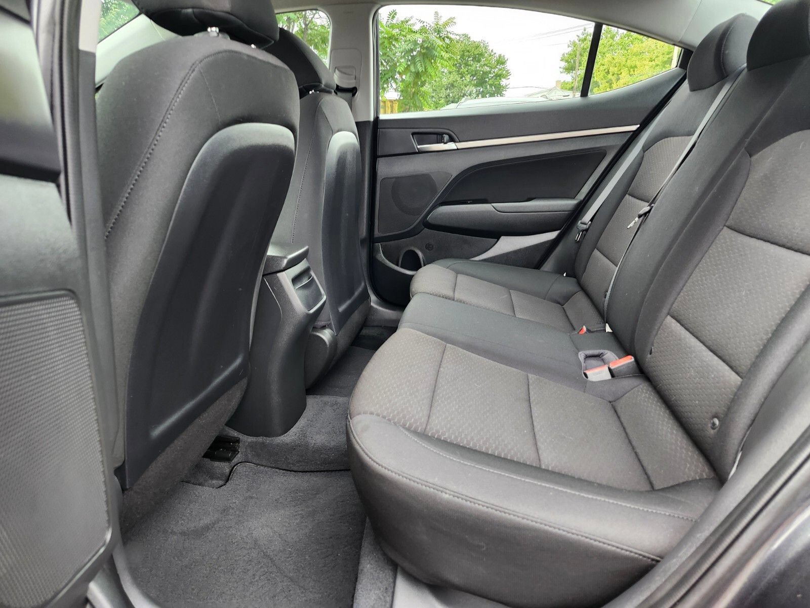 Used 2020 Hyundai Elantra Value Edition w/ Cargo Package (C1) FWD image 16