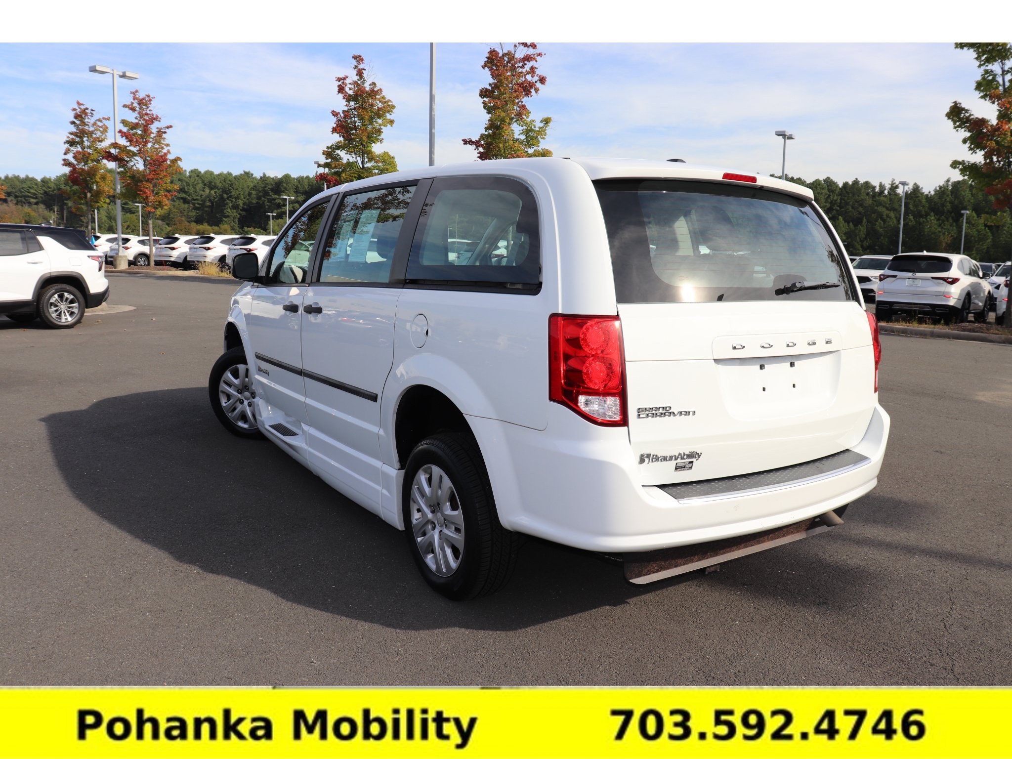 Used 2015 Dodge Grand Caravan American Value Package FWD image 6