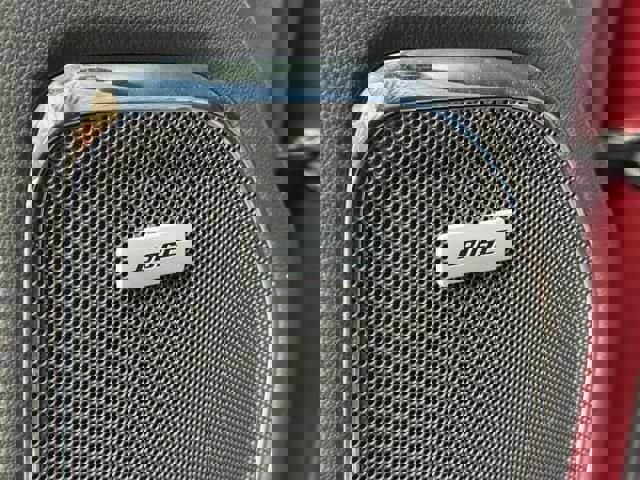 Used 2017 GMC Sierra 1500 SLT w/ SLT Preferred Package image 18