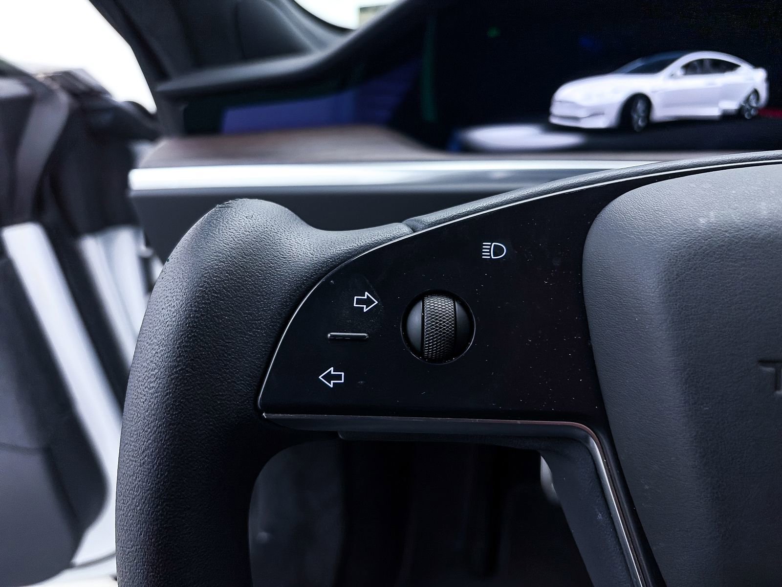 Used 2022 Tesla Model S image 37