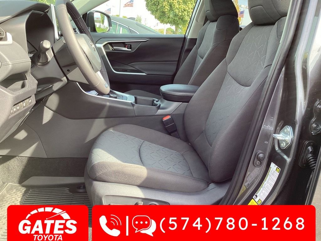 New 2025 Toyota RAV4 XLE w/ Convenience Package image 7
