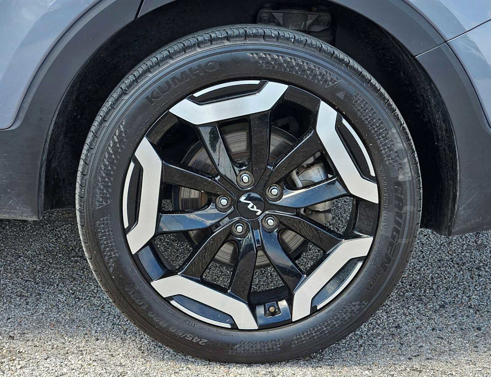 Used 2025 Kia Telluride S image 13