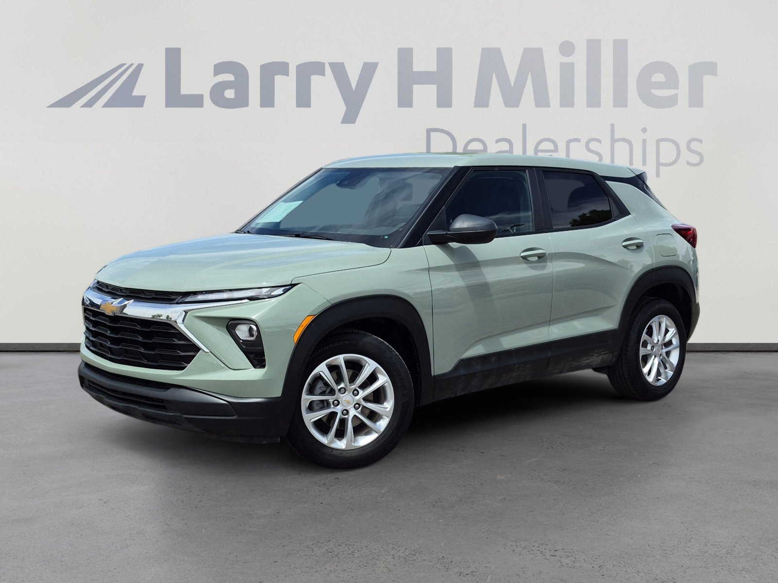 Used 2025 Chevrolet TrailBlazer LS w/ LS Convenience Package FWD image 1