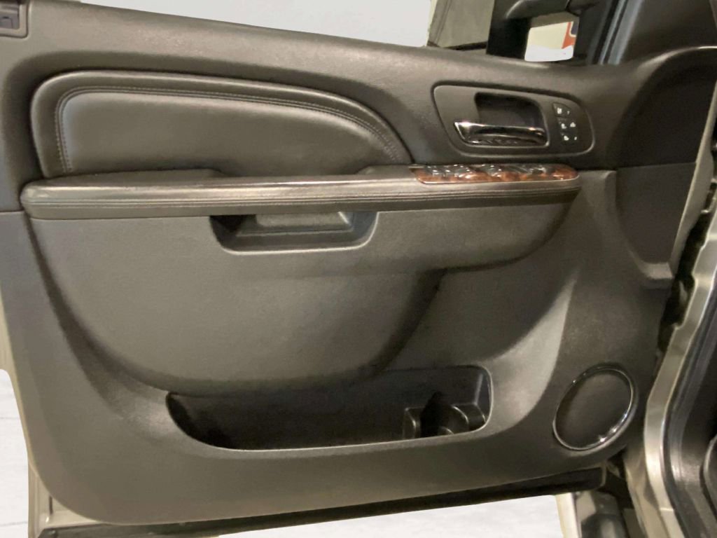 Used 2013 GMC Sierra 3500 Denali w/ Snow Plow Prep Package image 18