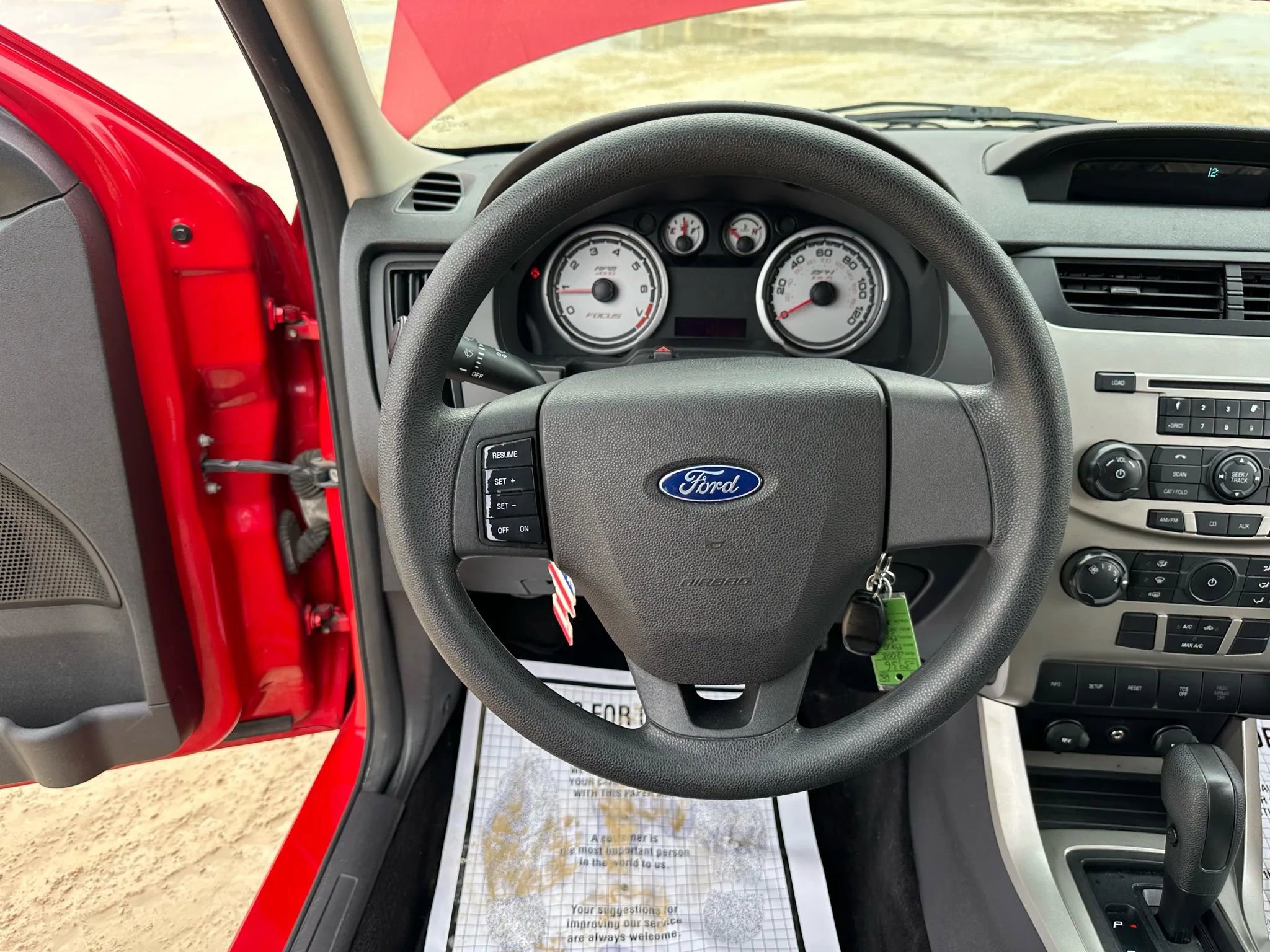 Used 2008 Ford Focus SE image 16