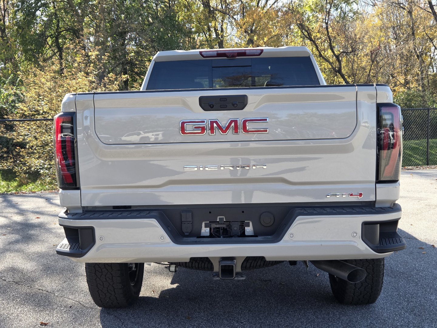 New 2026 GMC Sierra 2500 AT4 w/ AT4 Premium Plus Package AWD/4WD image 18