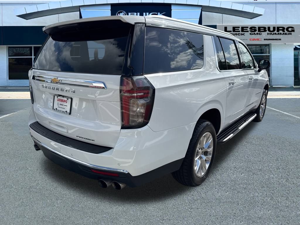 Used 2023 Chevrolet Suburban Premier image 6