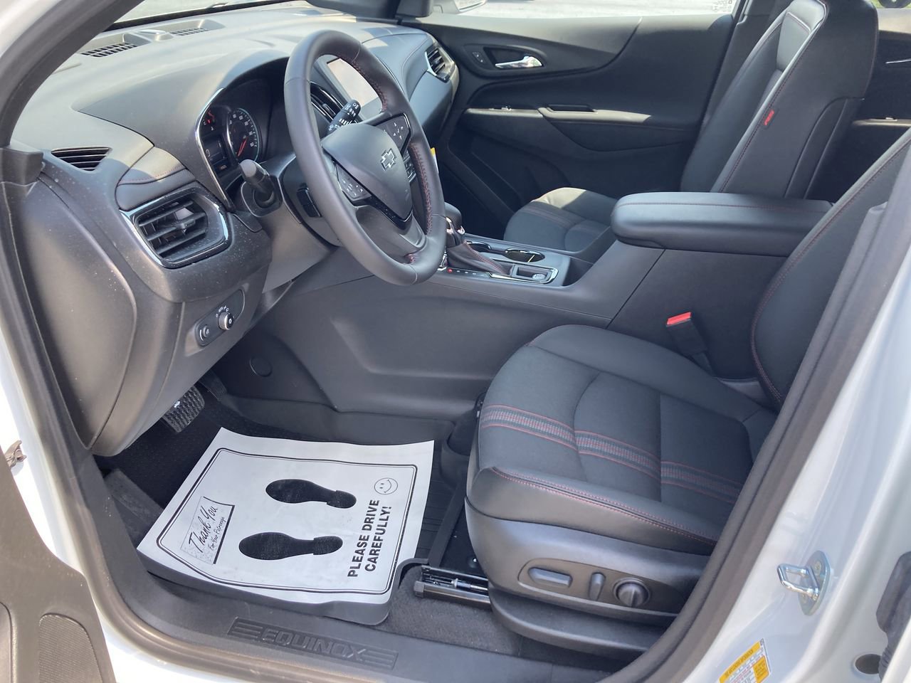 Used 2022 Chevrolet Equinox RS w/ LPO, Floor Liner Package AWD/4WD image 23