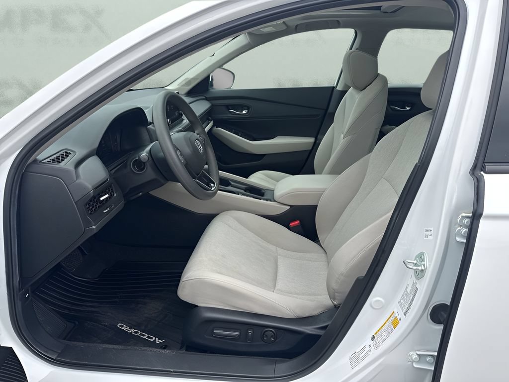 Used 2024 Honda Accord EX image 9