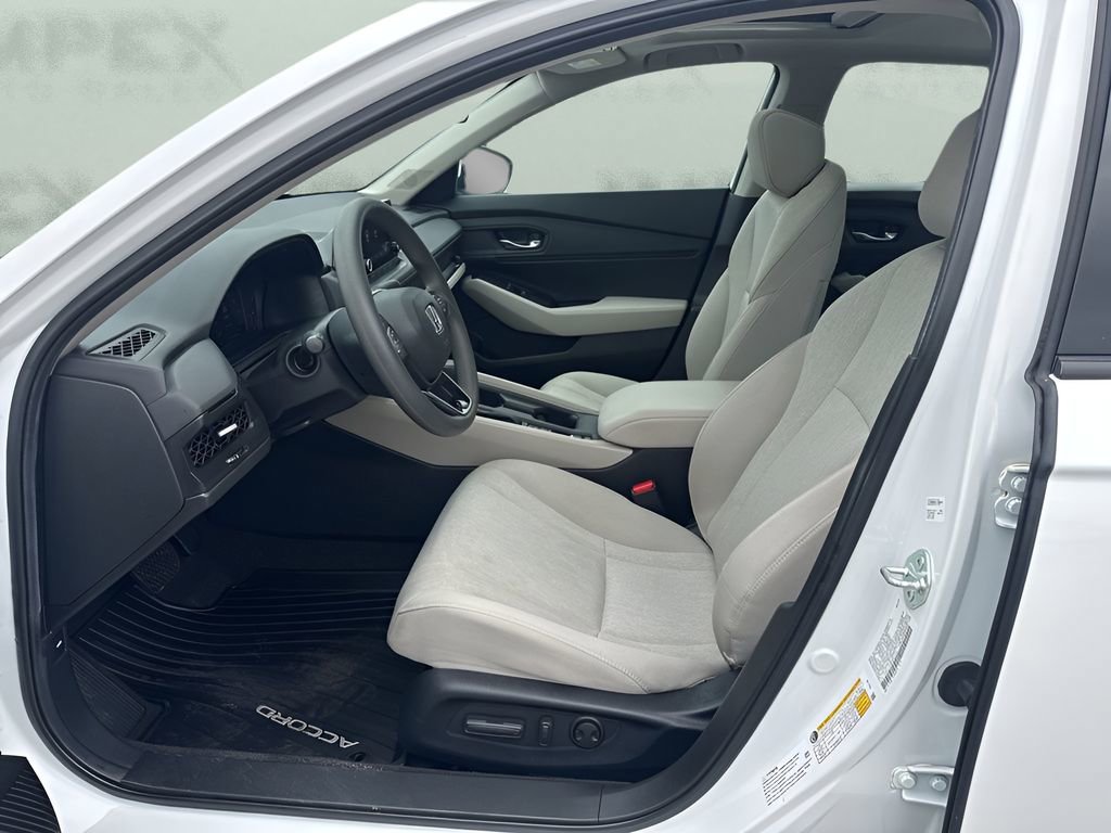 Used 2024 Honda Accord EX image 9