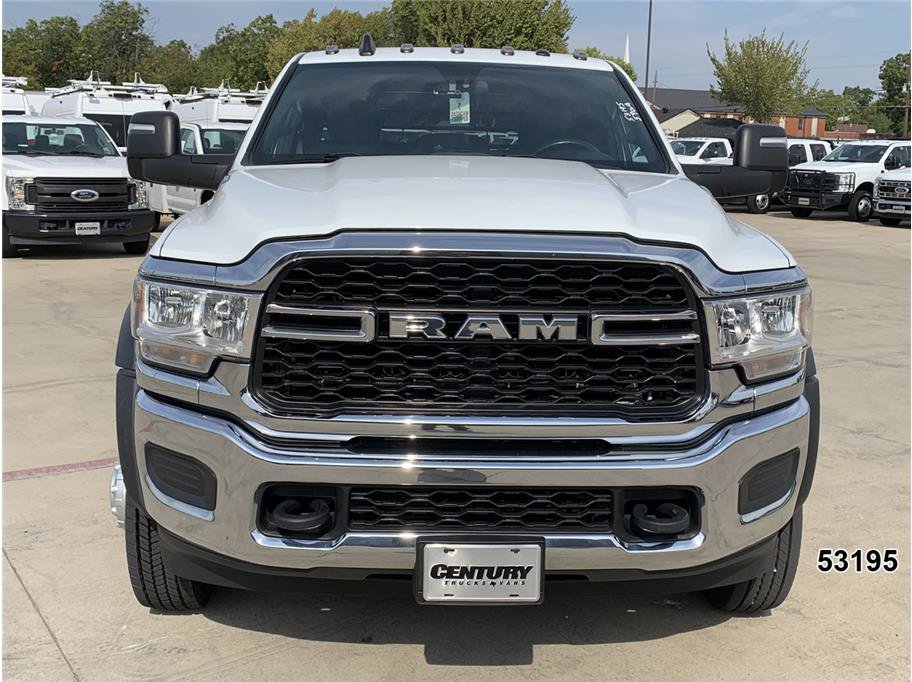 Used 2024 RAM 5500 Tradesman w/ Chrome Appearance Group AWD/4WD image 10
