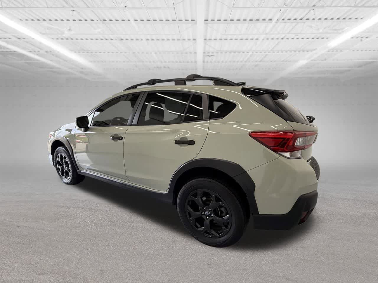 Used 2023 Subaru Crosstrek 2.0i Premium w/ Special Edition AWD/4WD image 3
