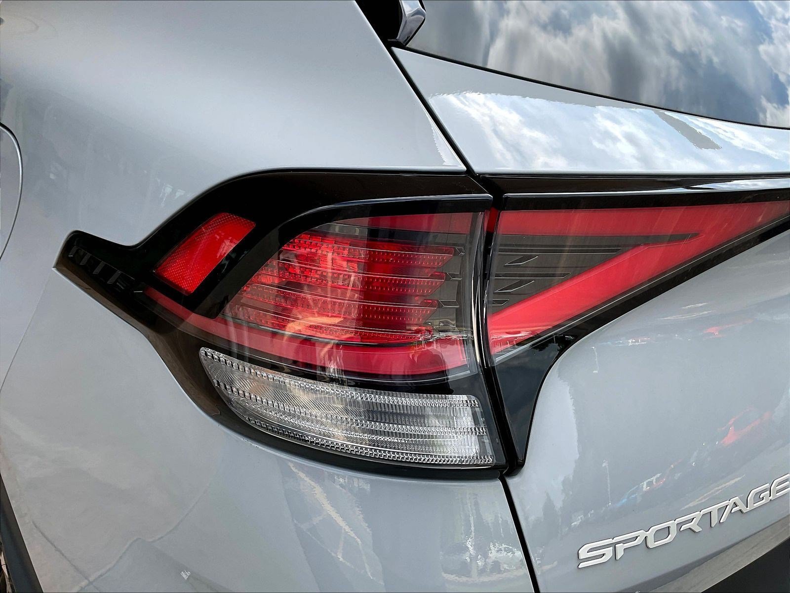 Used 2023 Kia Sportage X-Line w/ X-Line Premium Package AWD/4WD image 22