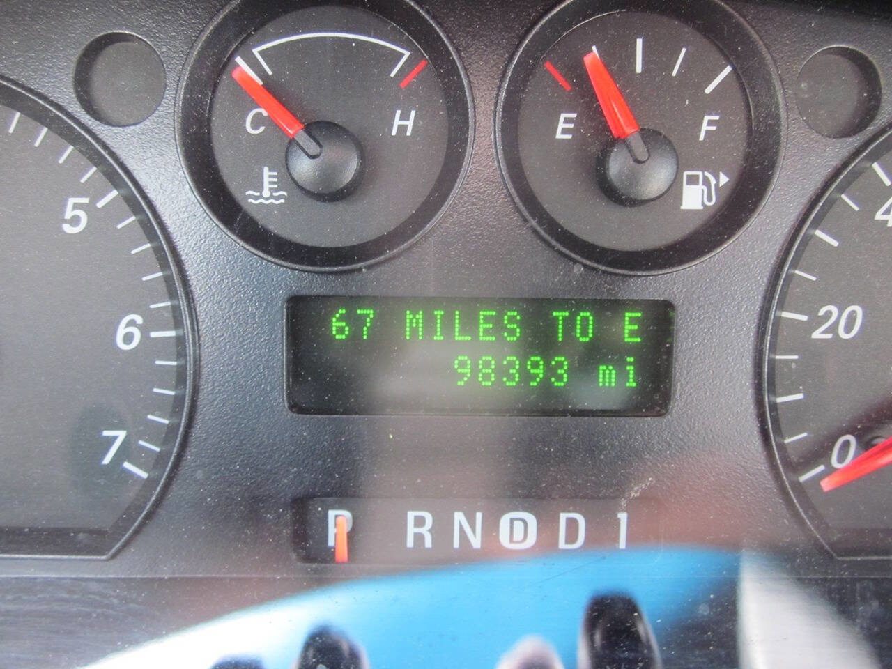 Used 2005 Ford Taurus SE FWD image 26