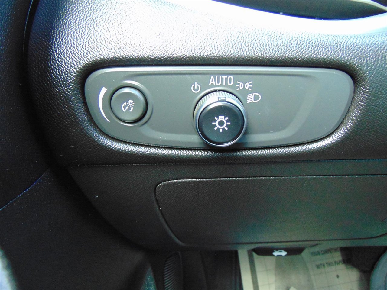 Used 2023 Chevrolet Malibu LT image 34