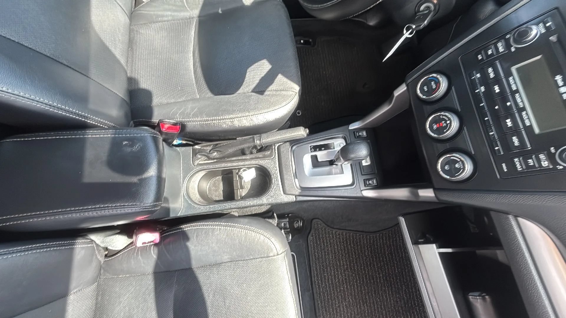 Used 2014 Subaru Forester 2.5i Limited w/ Popular Package #2 AWD/4WD image 32