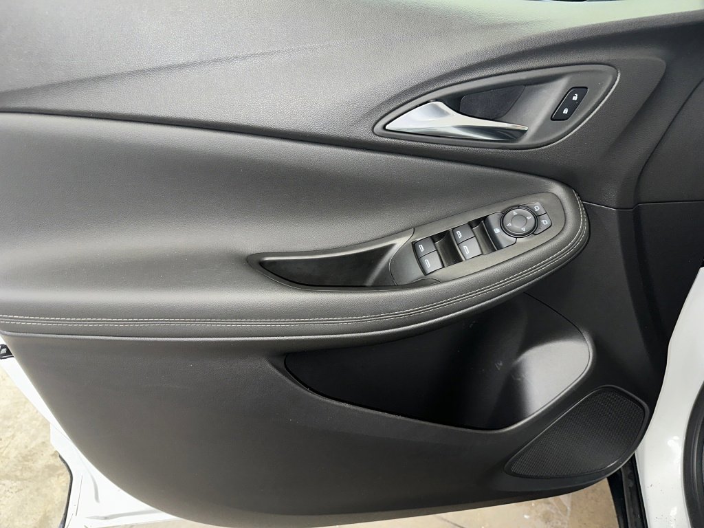 Certified 2024 Buick Encore GX Preferred image 3