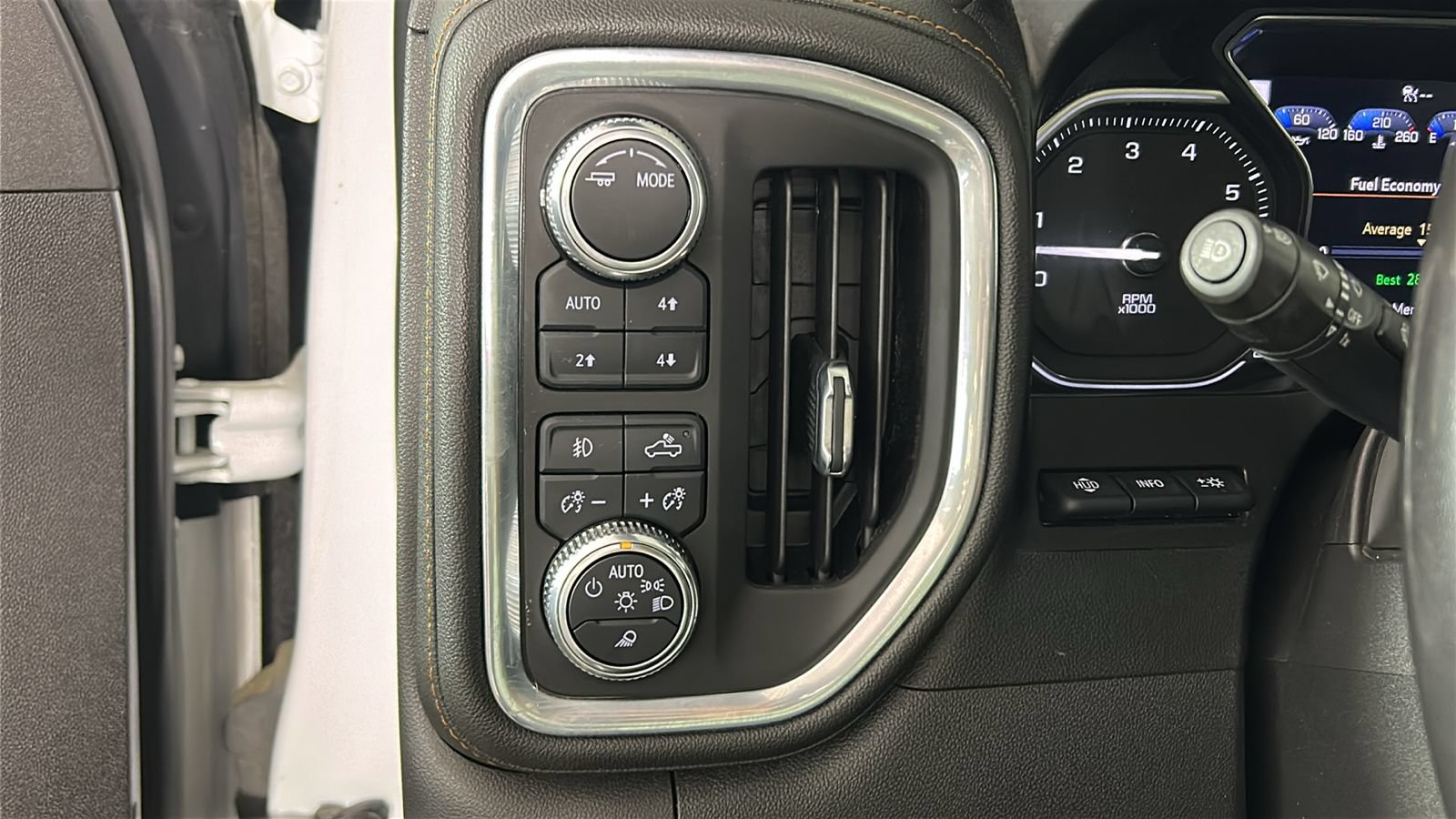 Used 2022 GMC Sierra 1500 AT4 w/ AT4 Premium Package AWD/4WD image 23