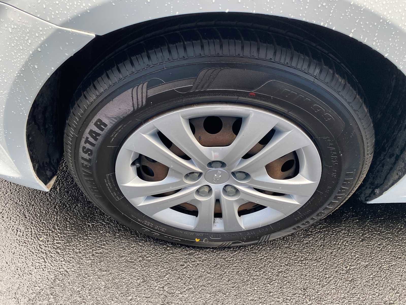 Used 2019 Chevrolet Sonic LT image 36