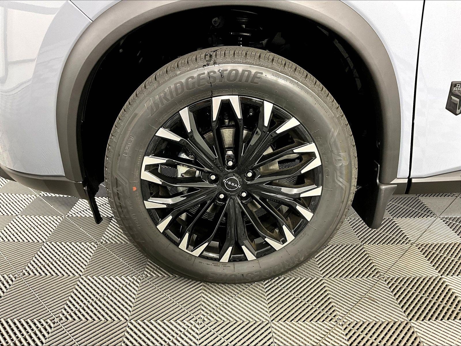 New 2026 Nissan Rogue Dark Armor AWD/4WD image 23