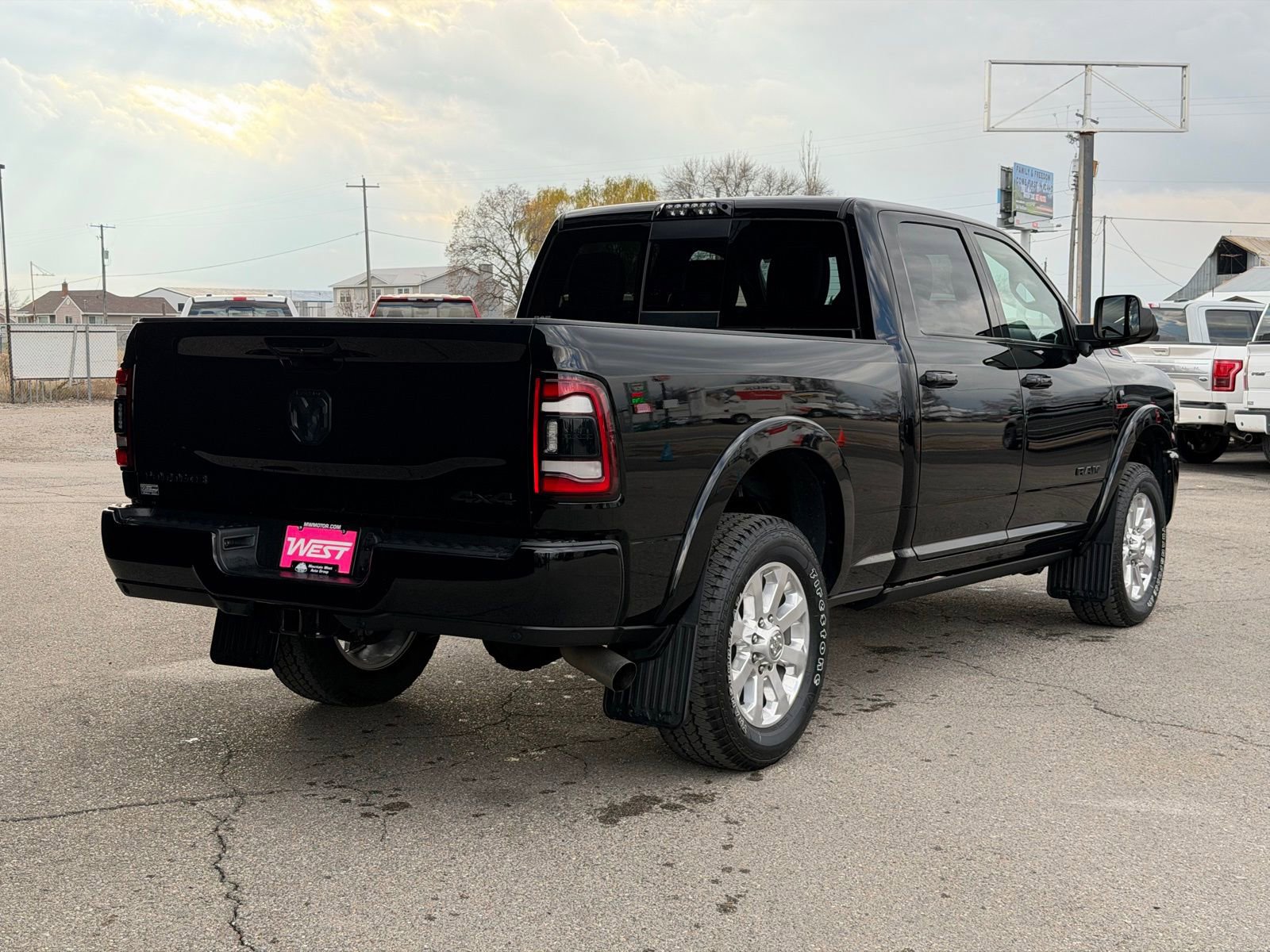Used 2020 RAM 3500 Laramie image 7
