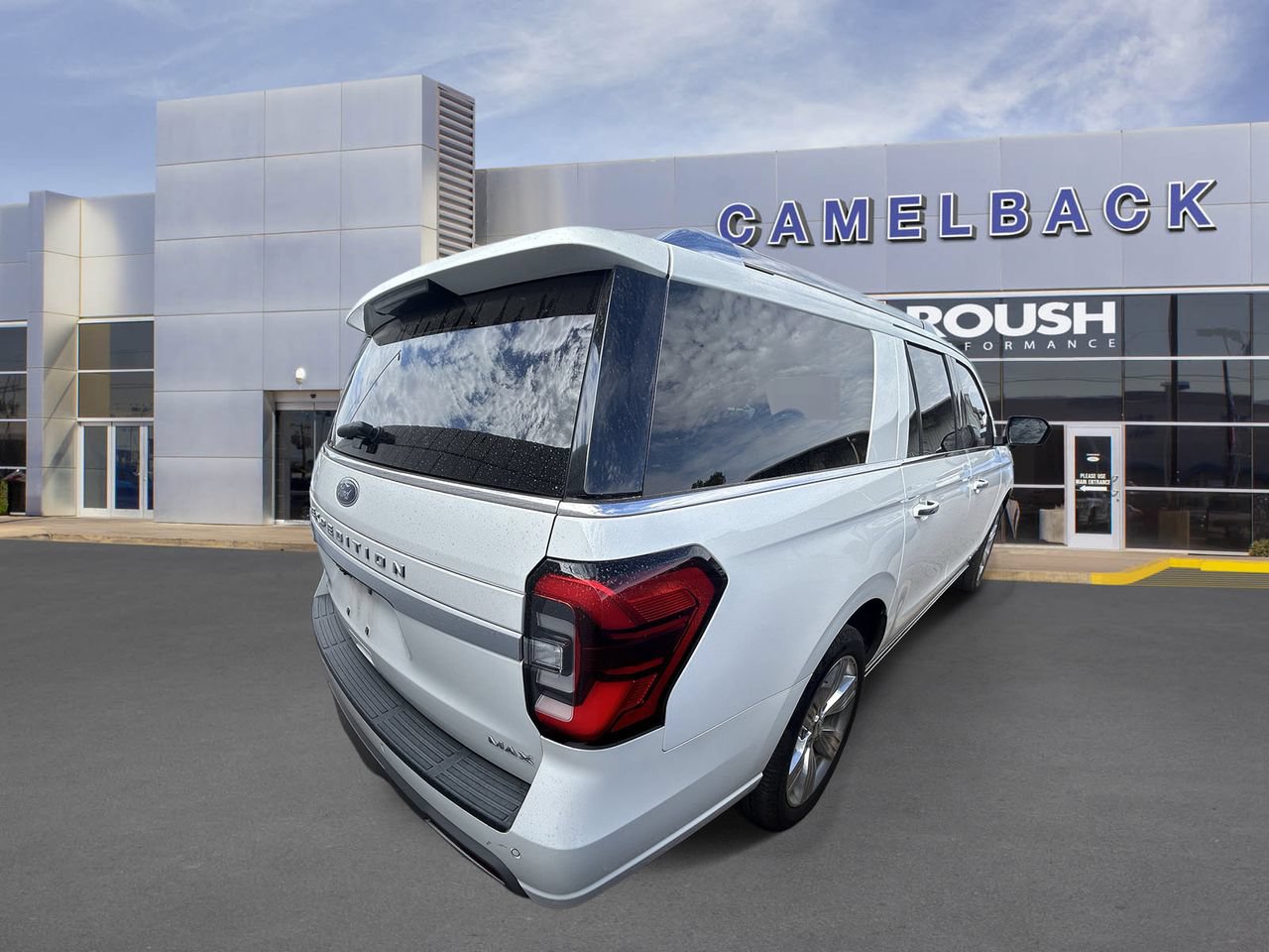 Used 2022 Ford Expedition Max Platinum AWD/4WD image 5