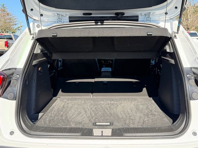 Used 2025 Chevrolet Trax LT w/ LT Convenience Package image 30