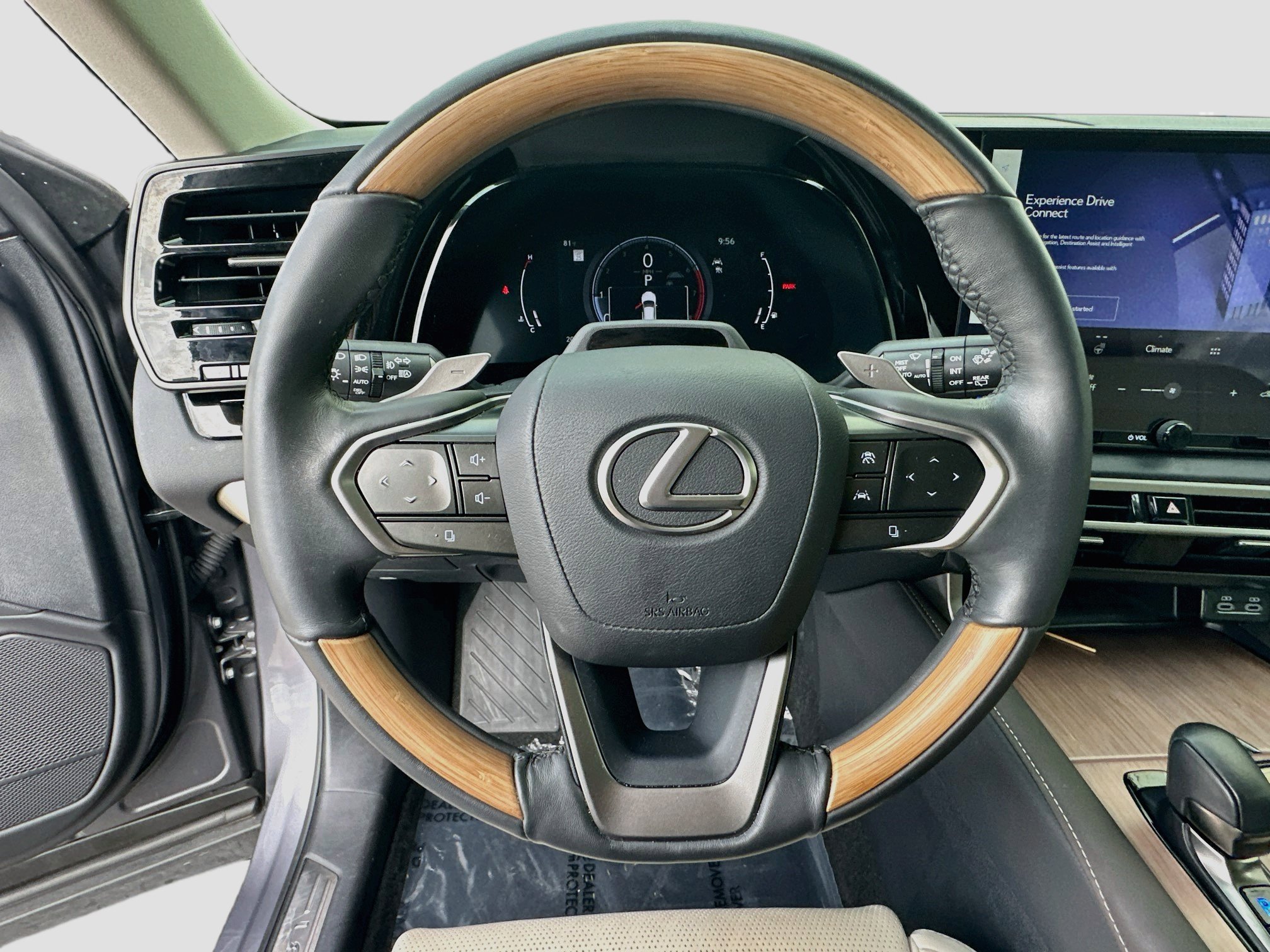 Used 2023 Lexus RX 350 FWD w/ Cold Area Package image 11