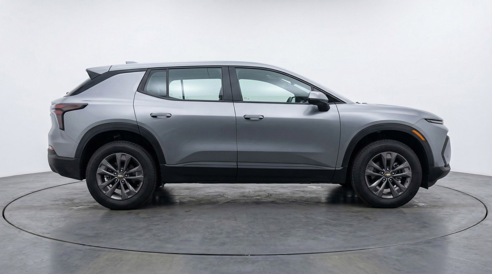 Used 2025 Chevrolet Equinox LT FWD image 11