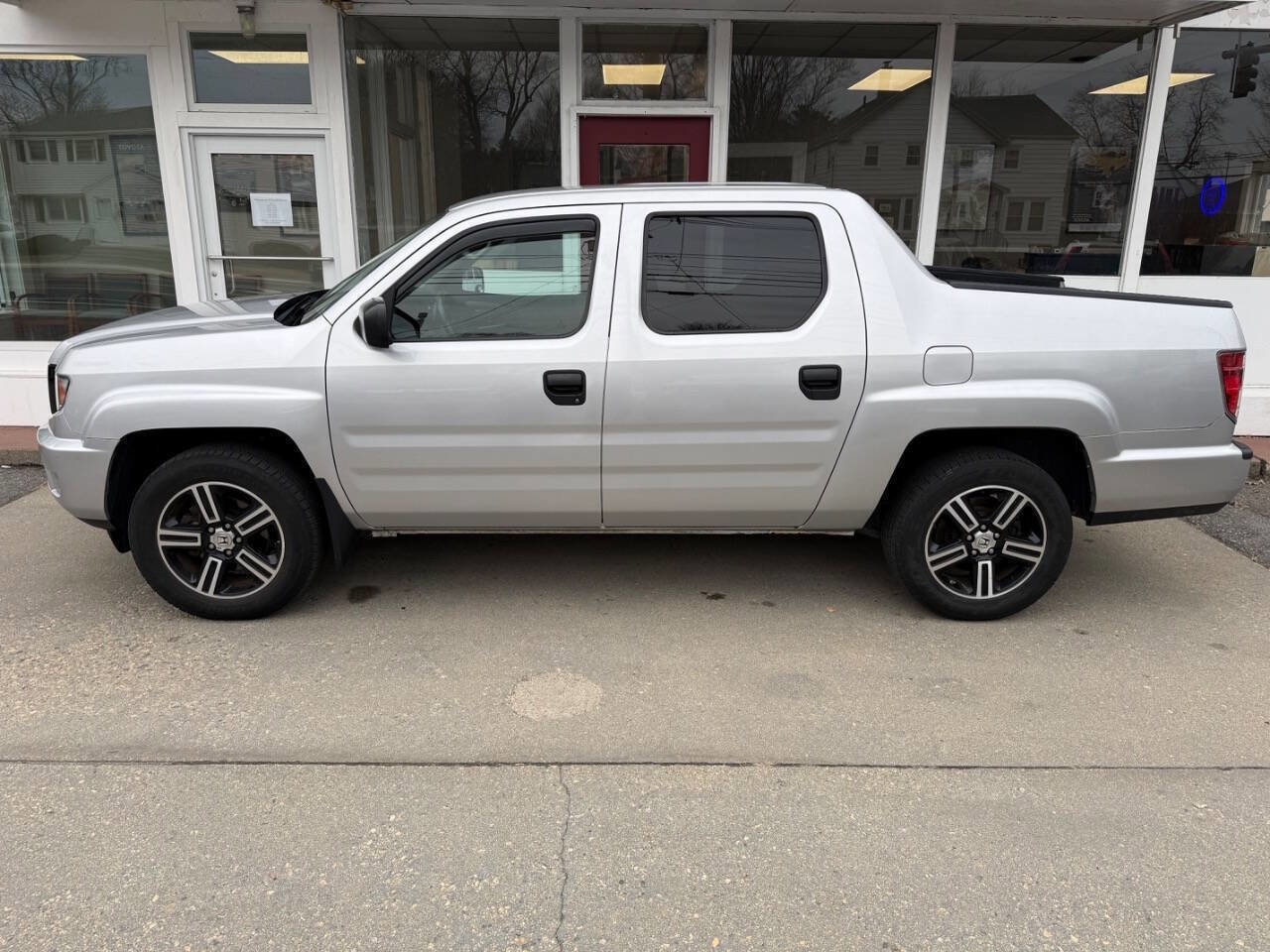 Used 2014 Honda Ridgeline Sport image 1
