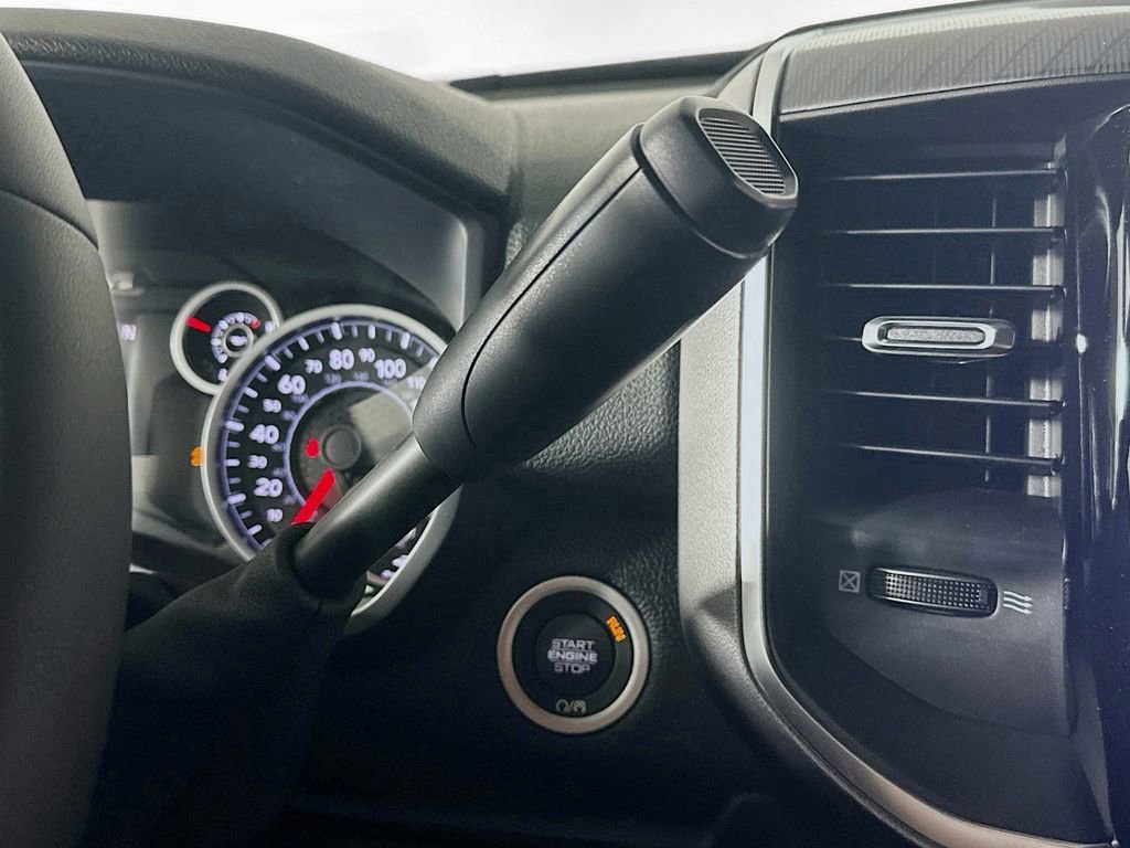 New 2026 RAM 3500 Big Horn AWD/4WD image 12