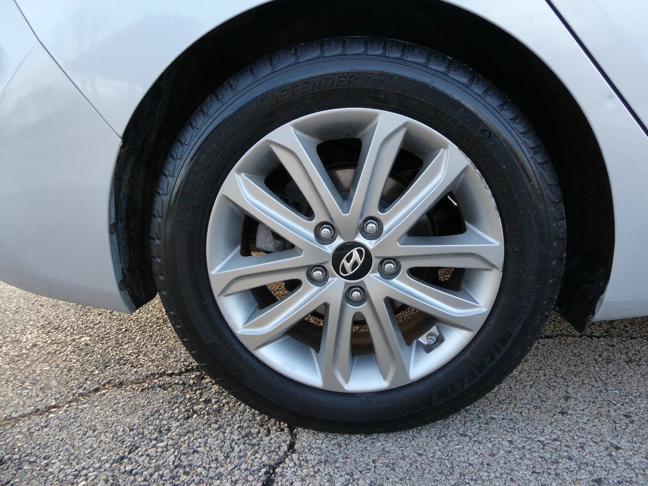 Used 2014 Hyundai Elantra SE w/ Option Group 02 FWD image 31