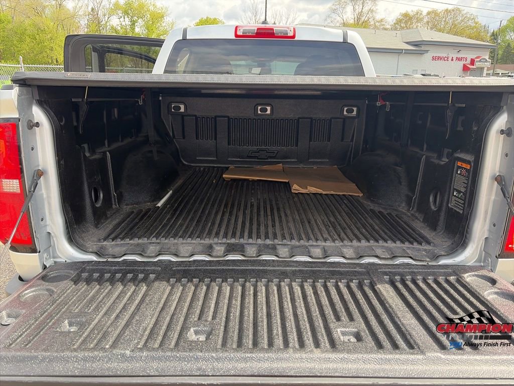 Used 2019 Chevrolet Colorado W/T w/ Custom Special Edition AWD/4WD image 21
