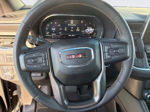 Used 2023 GMC Yukon AT4 w/ AT4 Premium Plus Package AWD/4WD image 30