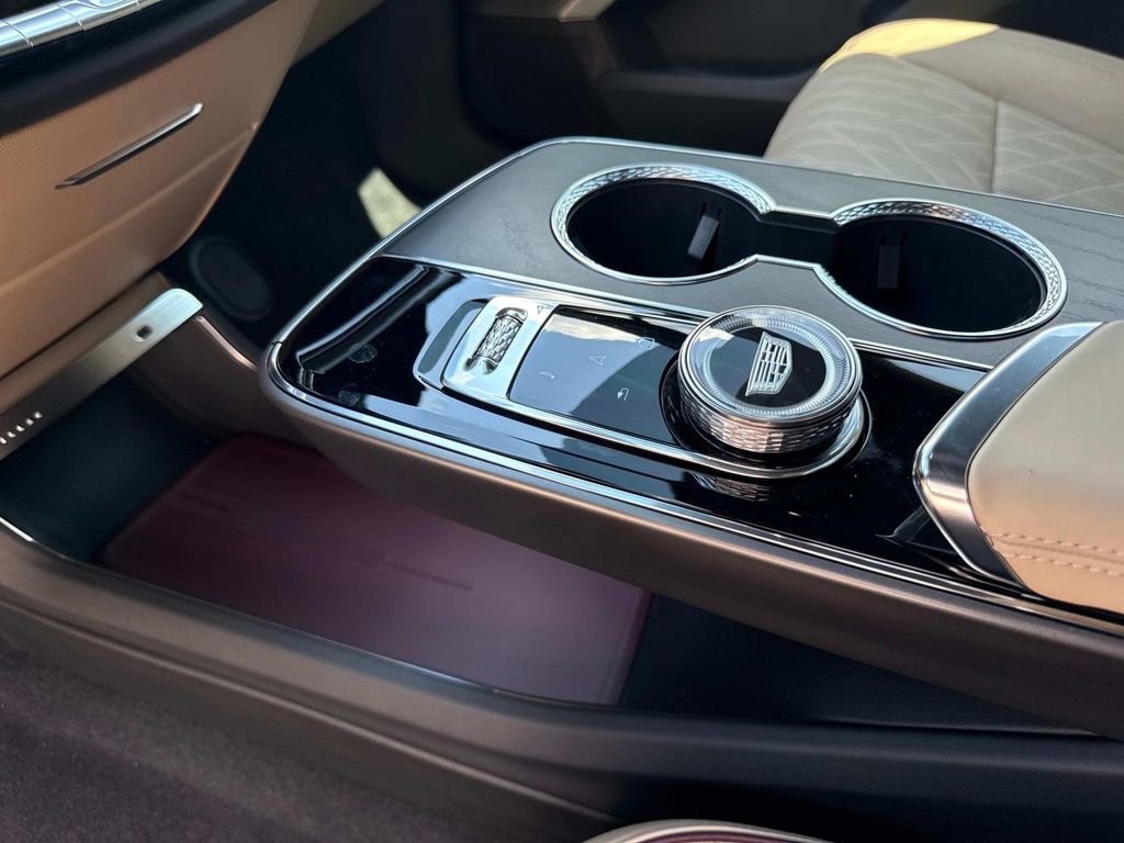 New 2025 Cadillac Lyriq Sport w/ Nappa Leather Package image 26