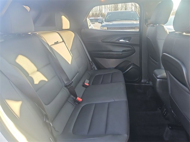 Used 2023 Chevrolet TrailBlazer RS w/ Sun and Liftgate Package image 27