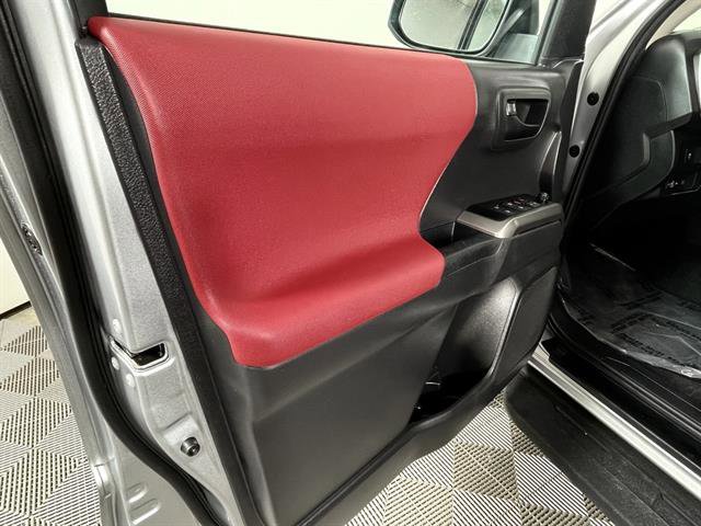 Used 2022 Toyota Tacoma SR5 image 21