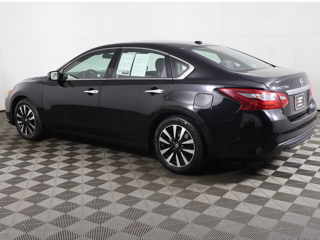 Used 2018 Nissan Altima 2.5 SV FWD image 10