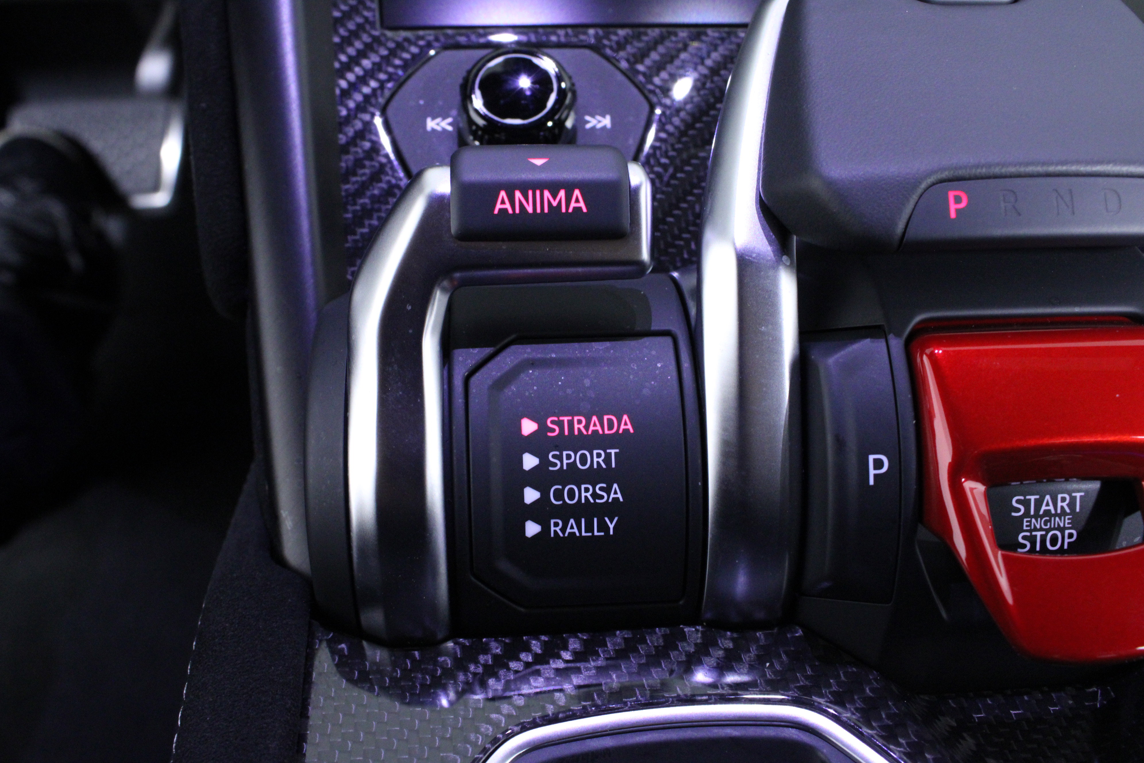 Used 2024 Lamborghini Urus Performante image 43