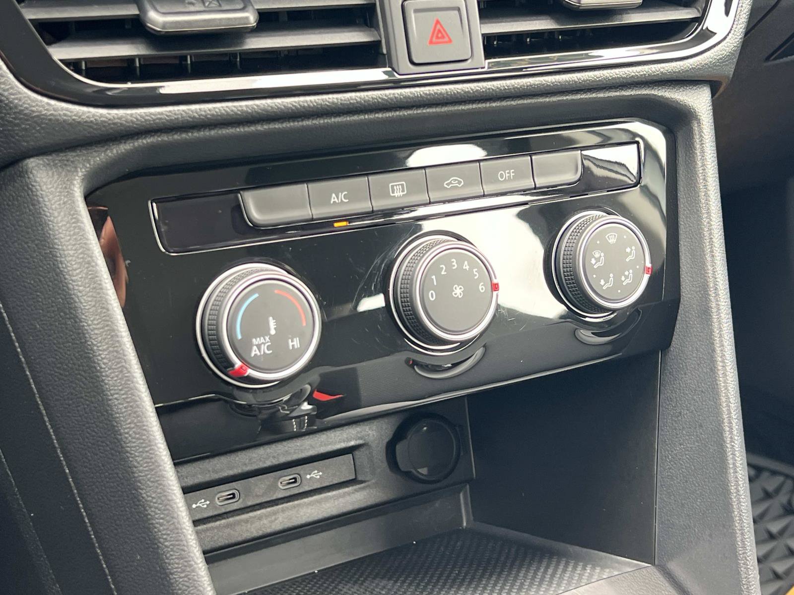 Certified 2023 Volkswagen Taos S FWD image 15