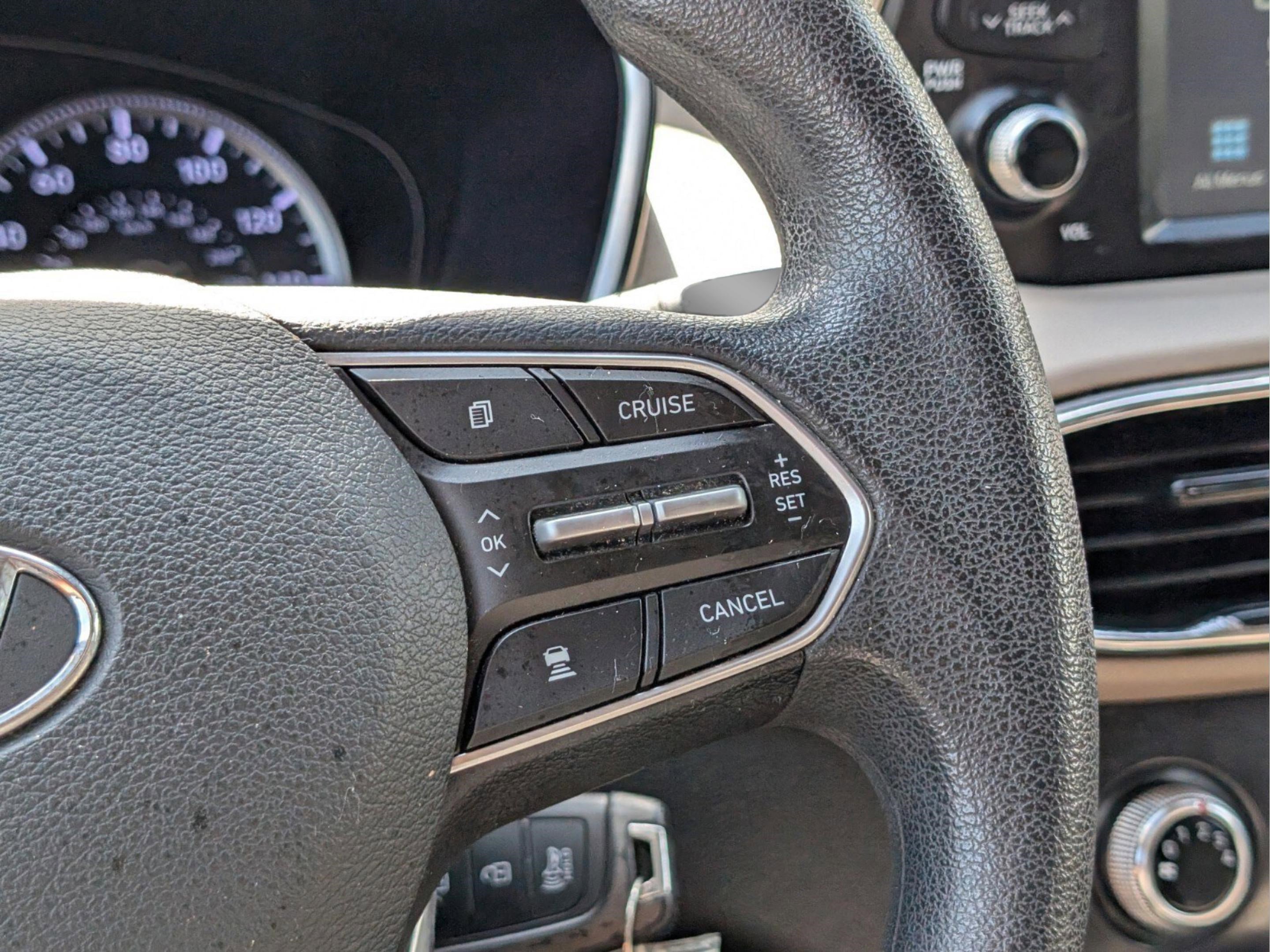 Used 2020 Hyundai Santa Fe SE image 43