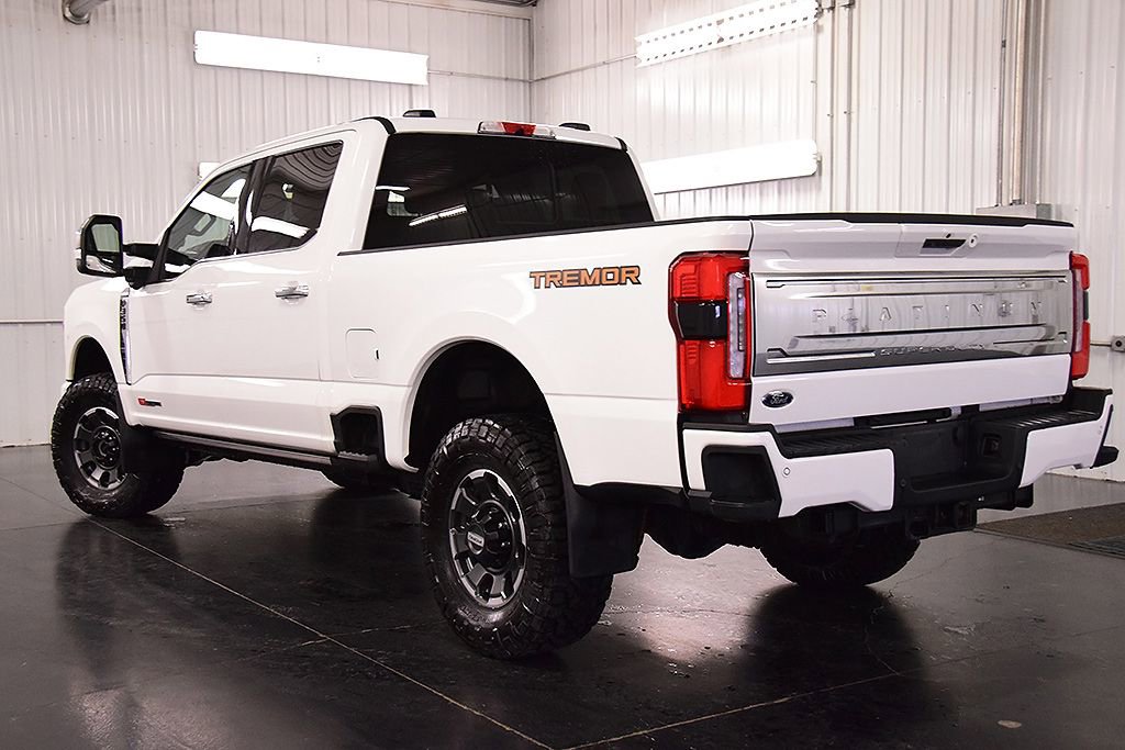 Used 2024 Ford F350 Platinum w/ Tremor Off-Road Package image 5