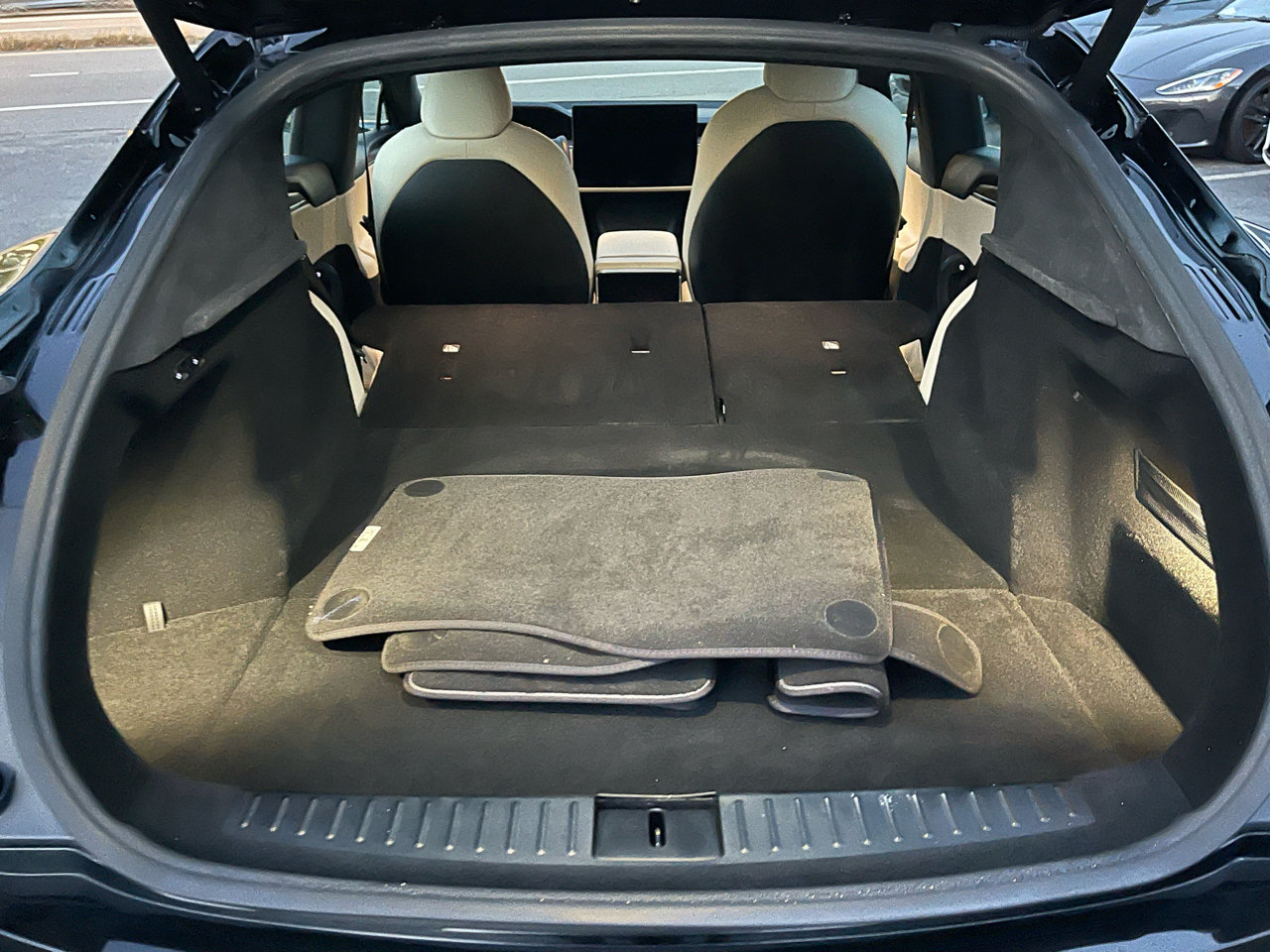 Used 2022 Tesla Model S Long Range image 38