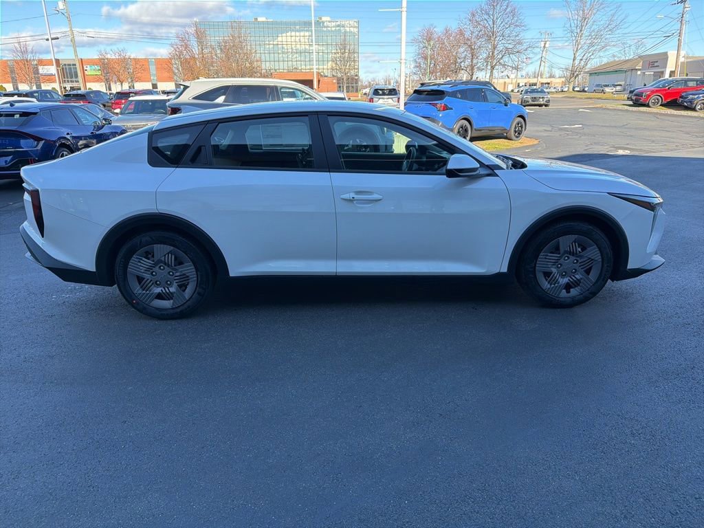 New 2025 Kia K4 LX image 5