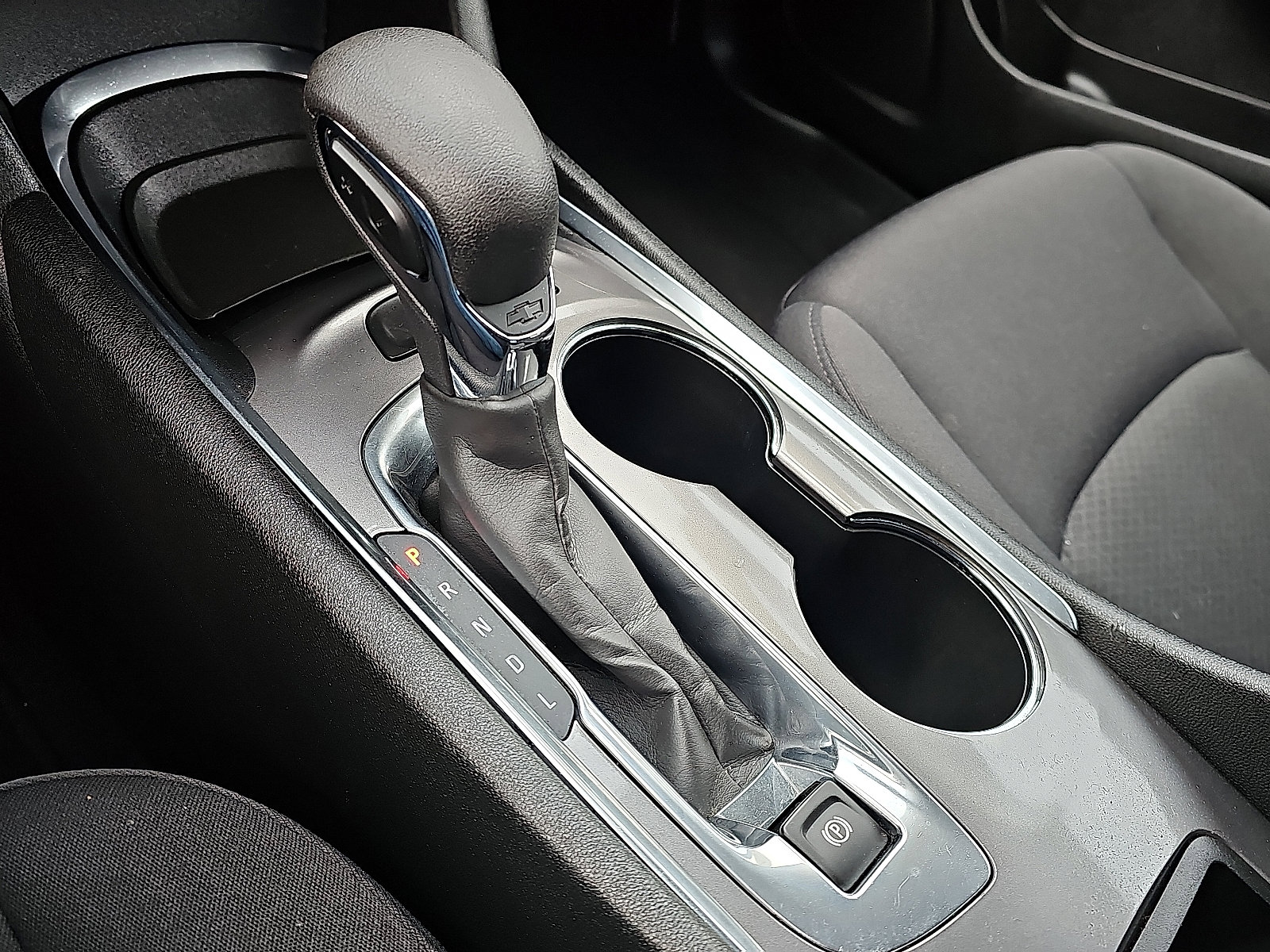 Used 2023 Chevrolet Malibu LT image 14