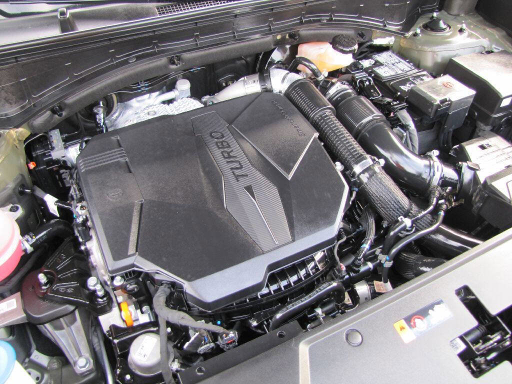 Used 2025 Hyundai Santa Fe SEL image 31