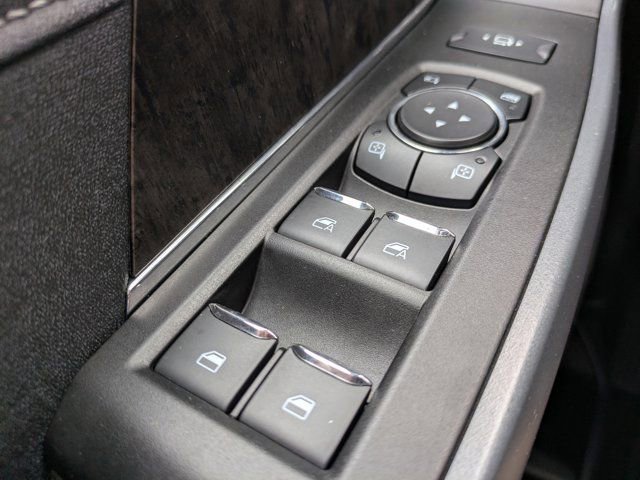 Certified 2024 Ford F250 Lariat w/ Black Appearance Package image 22