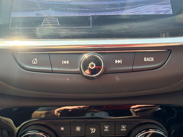 Used 2022 Buick Encore GX Select FWD image 37