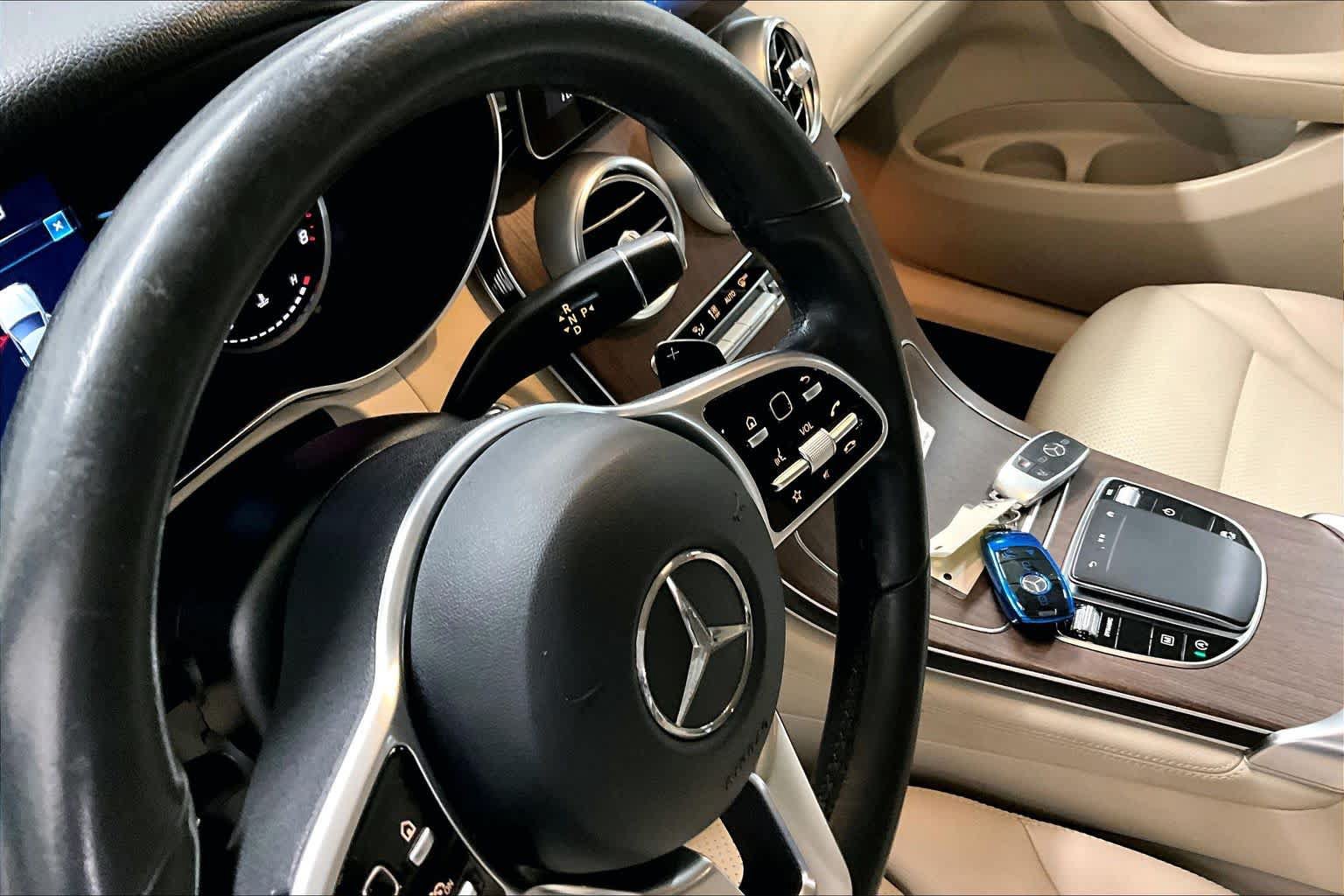 Used 2020 Mercedes-Benz GLC 300 image 16