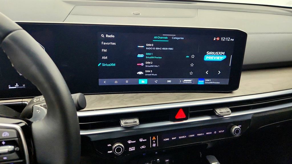 Used 2024 Kia Sorento SX Prestige image 17